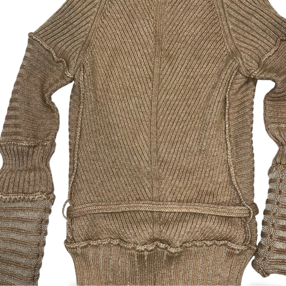 Roberto Cavalli Tan Sweater Camel Hair Belted Medallion V Neck 6 VTG Vintage 🟡